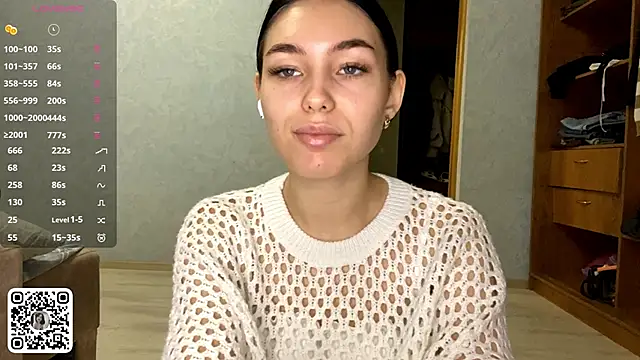 LonnaStehlik online show from November 19, 2025, 3:56 pm