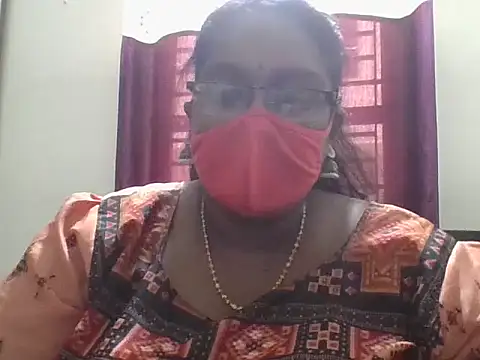 hootypriya online show from April 25, 2026, 6:38 am