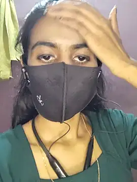 Snapshot of Thaper_Meera2 chatting on May 18, 2026, 3:18 pm Thaper Meera2 online show from May 18, 2026, 3:18 pm