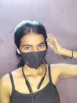 Snapshot of Thaper_Meera2 chatting on May 20, 2026, 12:39 am Thaper Meera2 online show from May 20, 2026, 12:39 am
