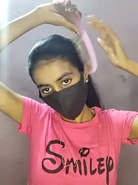 Snapshot of Thaper_Meera2 chatting on May 22, 2026, 8:21 am Thaper Meera2 online show from May 22, 2026, 8:21 am