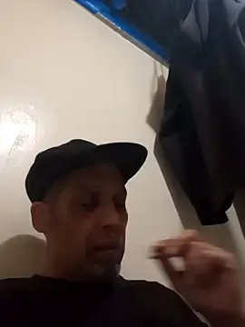 Snapshot of feoggt chatting on May 30, 2026, 8:17 pm feoggt online show from May 30, 2026, 8:17 pm