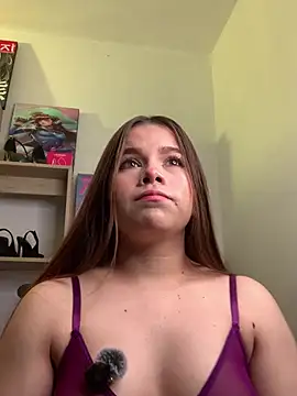 violettabond online show from July 23, 2026, 12:58 pm