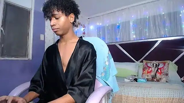 Santy bigcock 01 online show from April 9, 2026, 12:32 pm