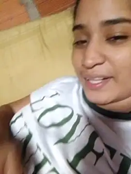 alana-silva online show from March 15, 2026, 11:55 pm