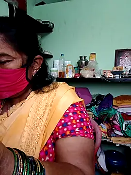 Snapshot of savithasree chatting on November 6, 2025, 2:01 am savithasree online show from November 6, 2025, 2:01 am