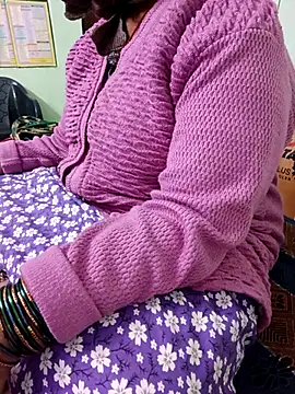 Snapshot of savithasree chatting on November 15, 2025, 4:47 pm savithasree online show from November 15, 2025, 4:47 pm