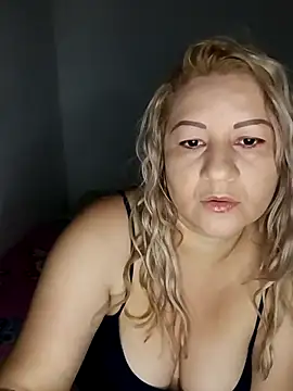 Karoline milf hot online show from November 14, 2025, 4:22 am