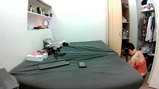 Empress Lilith online show from January 8, 2026, 6:10 pm