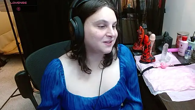 Snapshot of Salacious_Sage chatting on February 13, 2026, 11:45 pm Salacious Sage online show from February 13, 2026, 11:45 pm