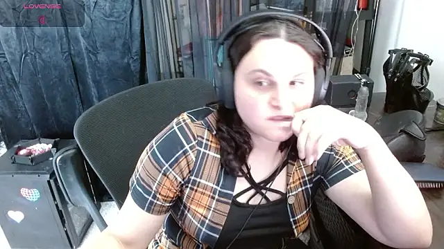 Snapshot of Salacious_Sage chatting on February 21, 2026, 10:00 pm Salacious Sage online show from February 21, 2026, 10:00 pm