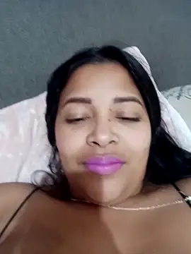 Luceroxxx7 online show from November 16, 2025, 3:34 am