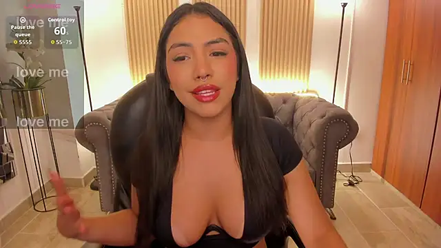 emma connor1 online show from May 18, 2026, 4:07 am
