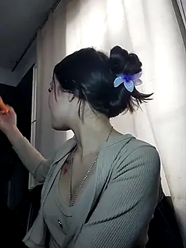 Celeste Moretti online show from January 13, 2026, 1:27 pm