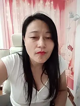 meiNv79 online show from December 16, 2025, 8:41 am