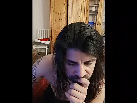 CharlyHemax online show from November 13, 2025, 5:23 pm