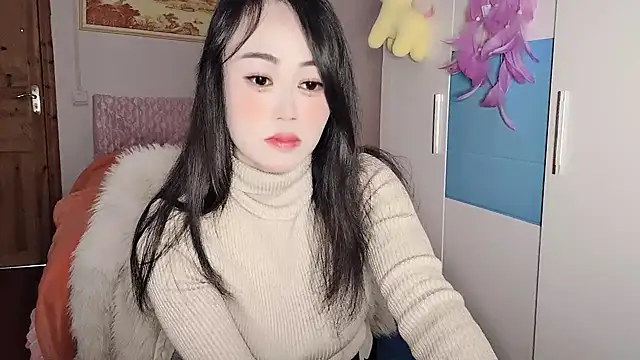 Xiaojuan61 online show from November 27, 2025, 7:43 am