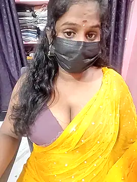 Keerthee  online show from November 10, 2025, 11:53 am