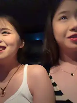 yang888403 online show from May 28, 2026, 12:24 pm