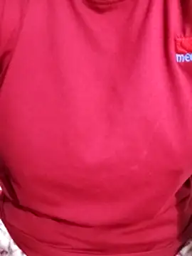 Rihasna online show from November 13, 2025, 5:56 pm