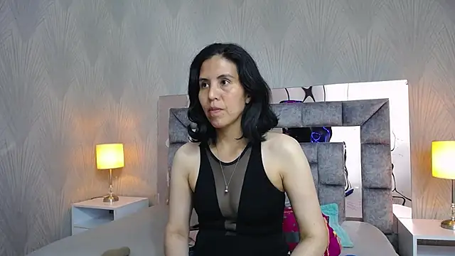 GiselaZivic online show from May 16, 2026, 1:10 pm