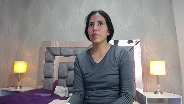 GiselaZivic online show from July 22, 2026, 6:54 pm