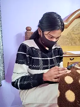 Student12th online show from January 14, 2026, 4:07 am