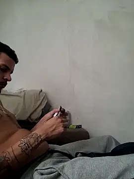 casadodequebra online show from February 25, 2026, 7:45 pm