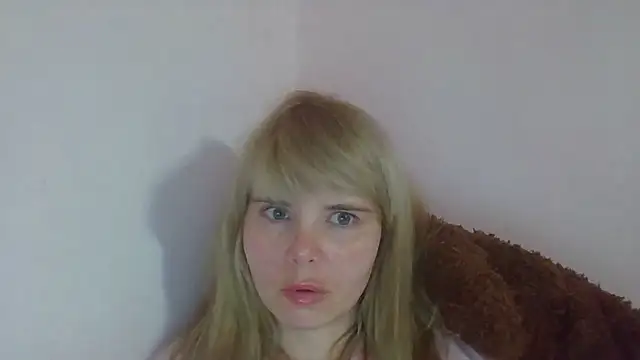 HornyElena online show from July 28, 2026, 8:12 pm