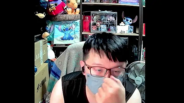 kk05483 online show from May 10, 2026, 4:12 pm