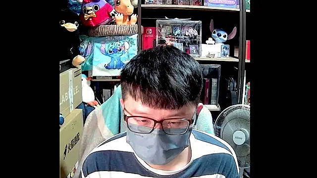 kk05483 online show from May 11, 2026, 4:04 pm