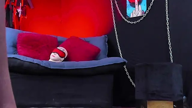 KatrinaStone online show from April 2, 2026, 10:07 pm