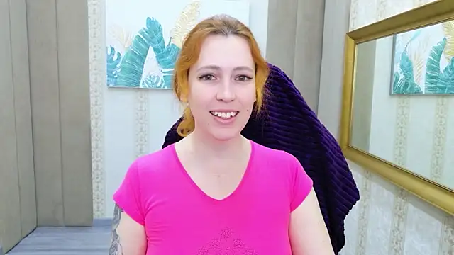 Snapshot of Evie_Berret chatting on November 26, 2025, 10:38 am Evie Berret online show from November 26, 2025, 10:38 am