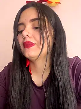 Snapshot of candicewest_ chatting on November 17, 2025, 2:12 pm candicewest online show from November 17, 2025, 2:12 pm