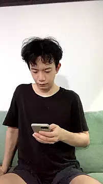 Snapshot of CouplingCry chatting on July 31, 2026, 5:40 am CouplingCry online show from July 31, 2026, 5:40 am