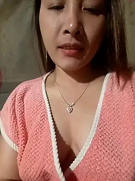 Missa-kute20 online show from November 18, 2025, 3:05 pm