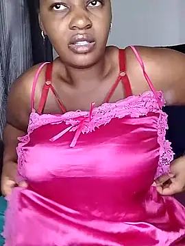 Miss-Berries online show from May 25, 2026, 1:28 pm