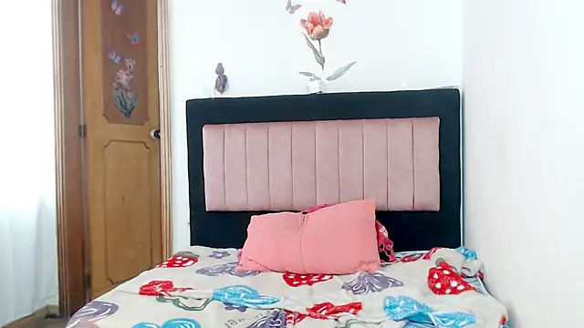 AMARYXS online show from April 3, 2026, 6:39 pm