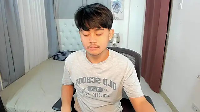 Snapshot of asianblackbigcock chatting on November 16, 2025, 4:40 am asianblackbigcock online show from November 16, 2025, 4:40 am