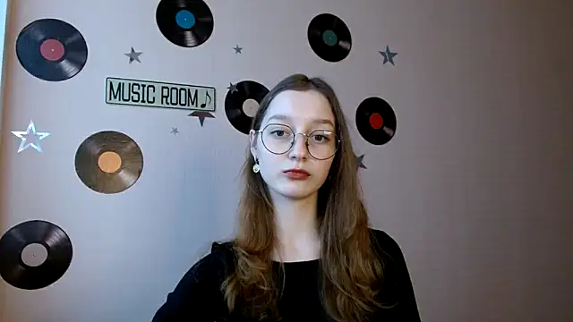 Curlyyy Girl online show from November 20, 2025, 12:05 pm