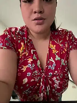 Snapshot of sweetmuslim01 chatting on January 6, 2025, 11:20 pm sweetmuslim01 online show from January 6, 2025, 11:20 pm