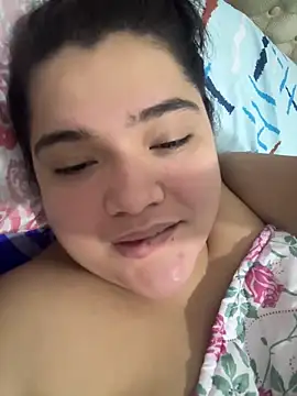 Snapshot of sweetmuslim01 chatting on February 24, 2025, 2:04 pm sweetmuslim01 online show from February 24, 2025, 2:04 pm