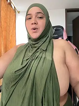 Snapshot of sweetmuslim01 chatting on September 9, 2025, 8:41 pm sweetmuslim01 online show from September 9, 2025, 8:41 pm