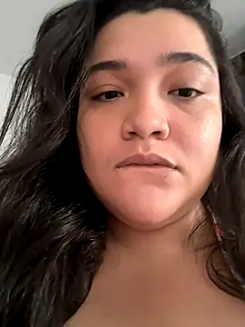 Snapshot of sweetmuslim01 chatting on September 15, 2025, 10:32 pm sweetmuslim01 online show from September 15, 2025, 10:32 pm