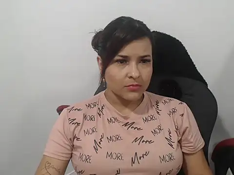 karol loveet online show from December 3, 2025, 8:07 pm