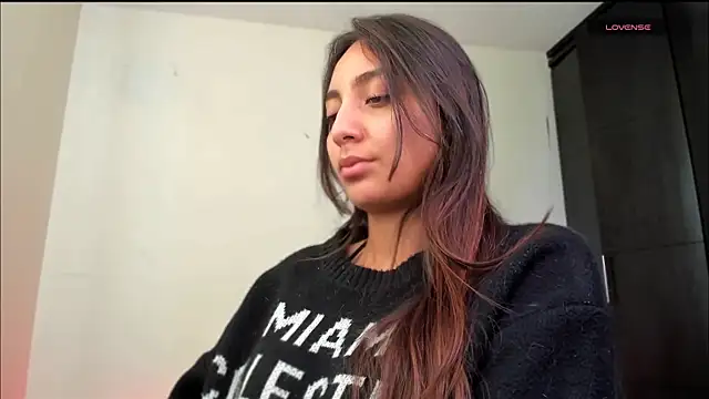 Snapshot of LilyGarcia chatting on May 11, 2026, 6:05 pm LilyGarcia online show from May 11, 2026, 6:05 pm