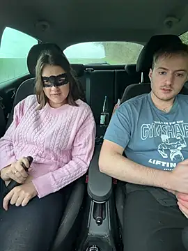 Snapshot of roroandjujuLoveX chatting on March 28, 2026, 5:34 pm roroandjujuLoveX online show from March 28, 2026, 5:34 pm