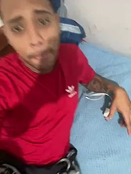 Yefridudamelflores online show from April 7, 2026, 11:26 pm