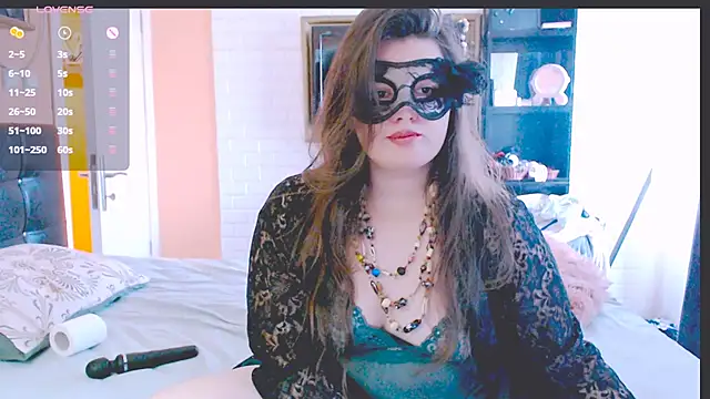  bade tasci  online show from November 7, 2025, 1:11 pm