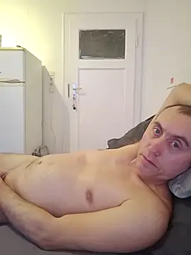 TirelessLot3 online show from April 19, 2026, 1:05 am